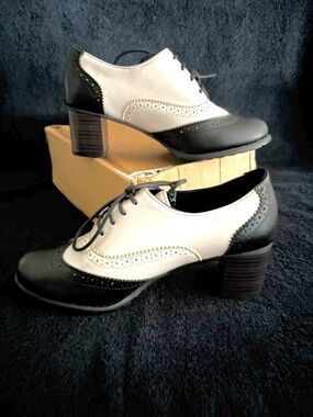 LADIES' OXFORD SHOES BOOTIES - SIZE 37 - NEW
